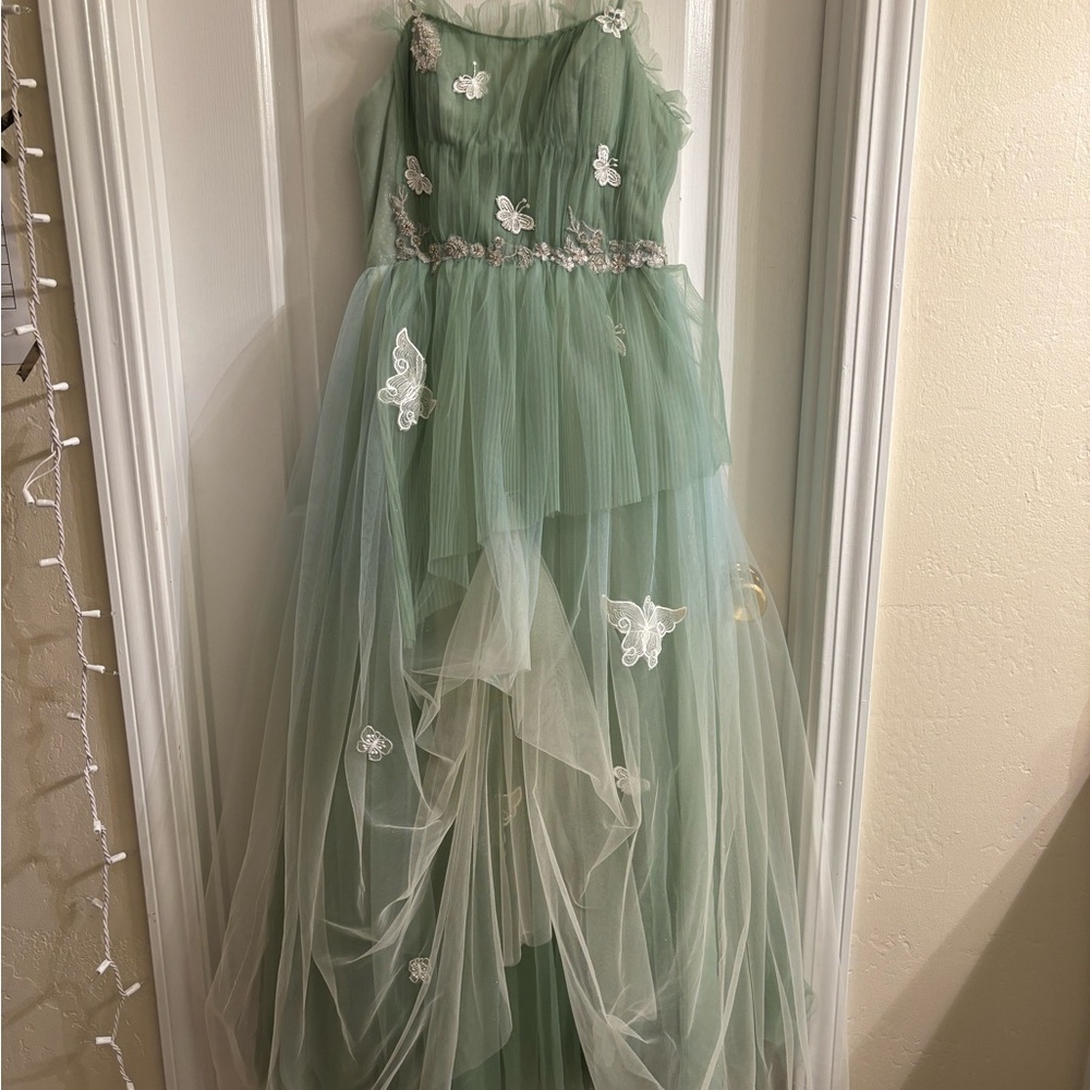 Elegant Green womens Dress with Butterfly Accents